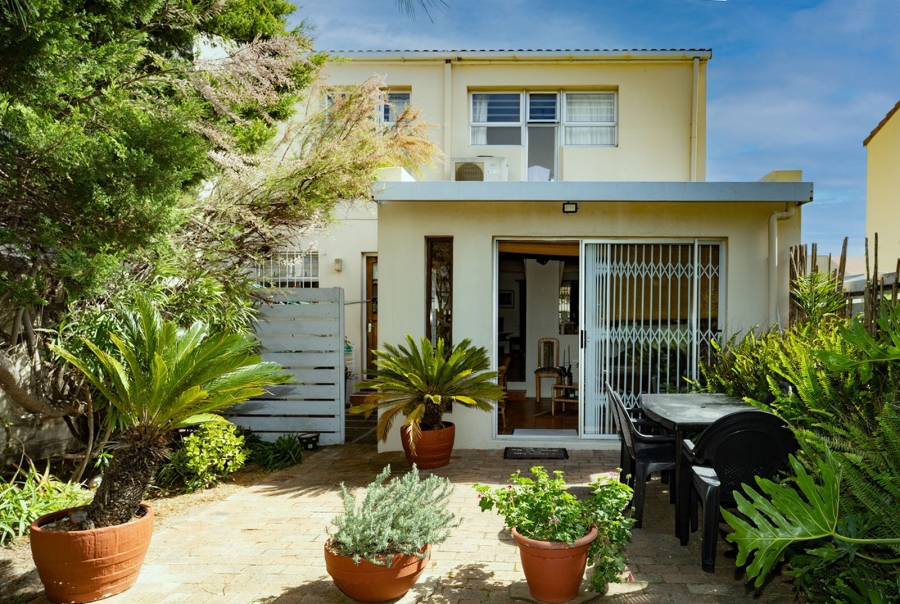 3 Bedroom Property for Sale in Silverglade Western Cape